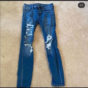 American eagle ripped skinny jeans